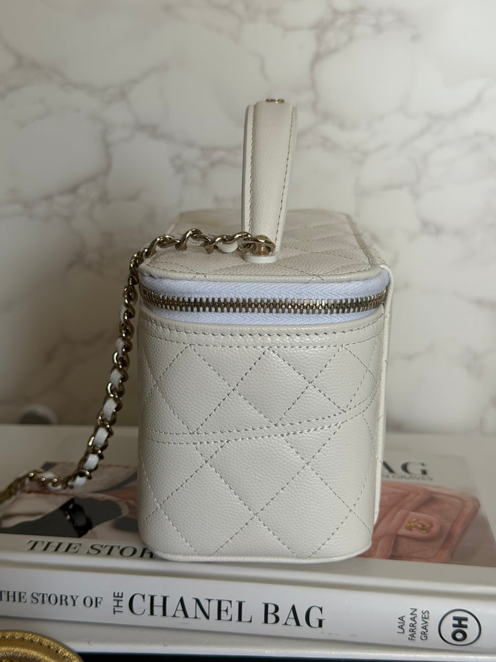 CHANEL 26C White Caviar LGHW Small Vanity with Top Handle 2026