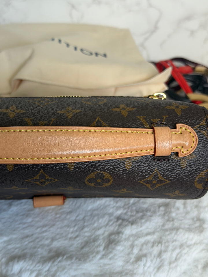 LOUIS VUITTON LV Pochette Metis Monogram Bag 2024