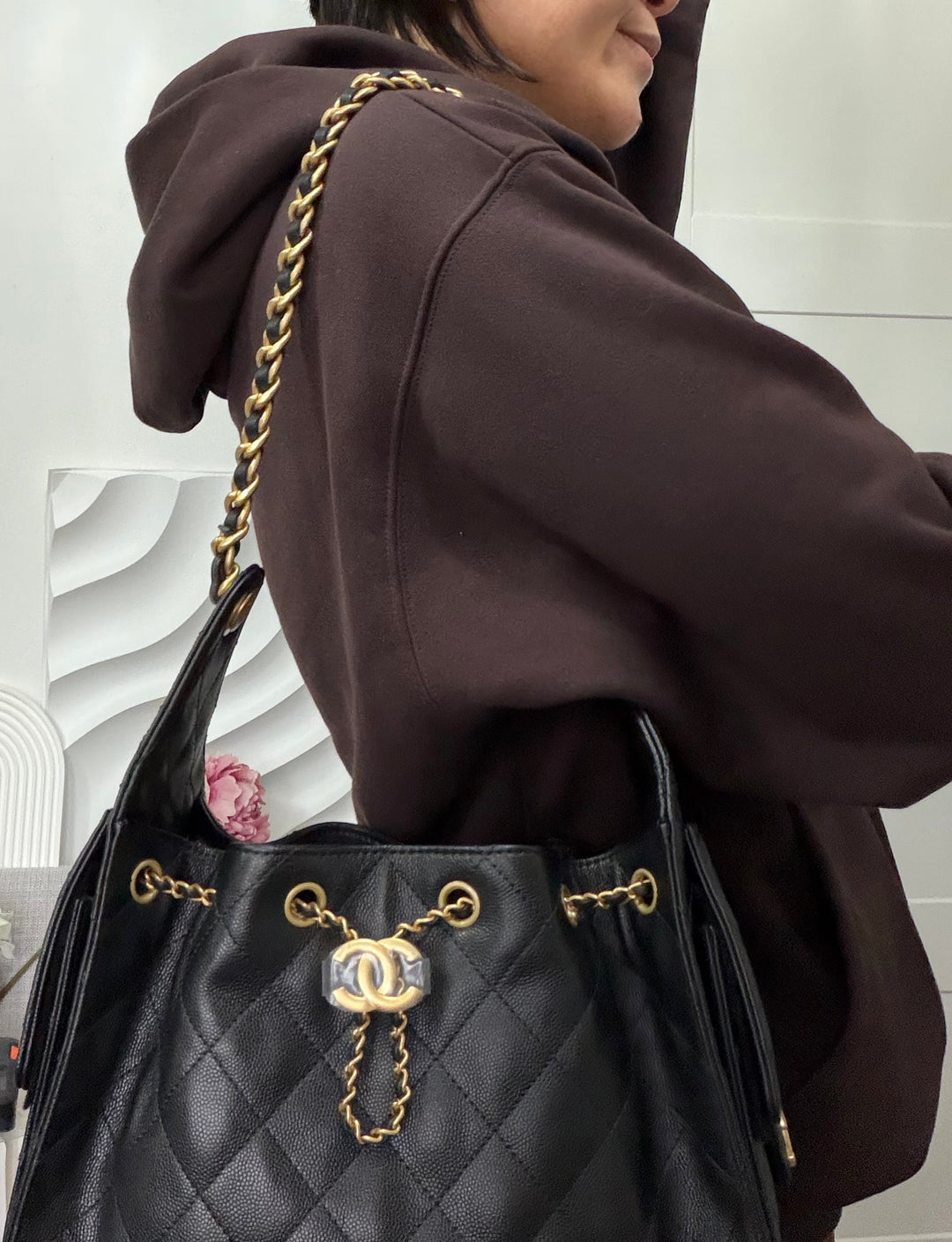 CHANEL 26C 2025/2026 Black Caviar Aged GHW 25 Hobo Bag size Small