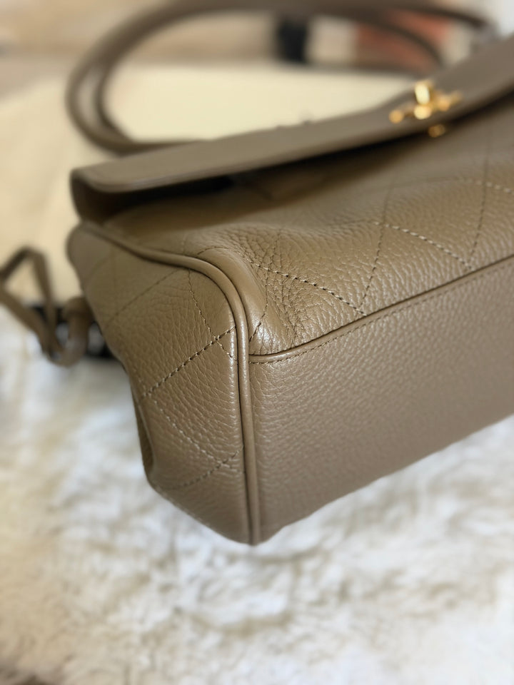 CHANEL Khaki Etoupe Caviar LGHW Urban Essentials East West Shopping Tote Bag size Small Matthieu Blazy 26A 2026