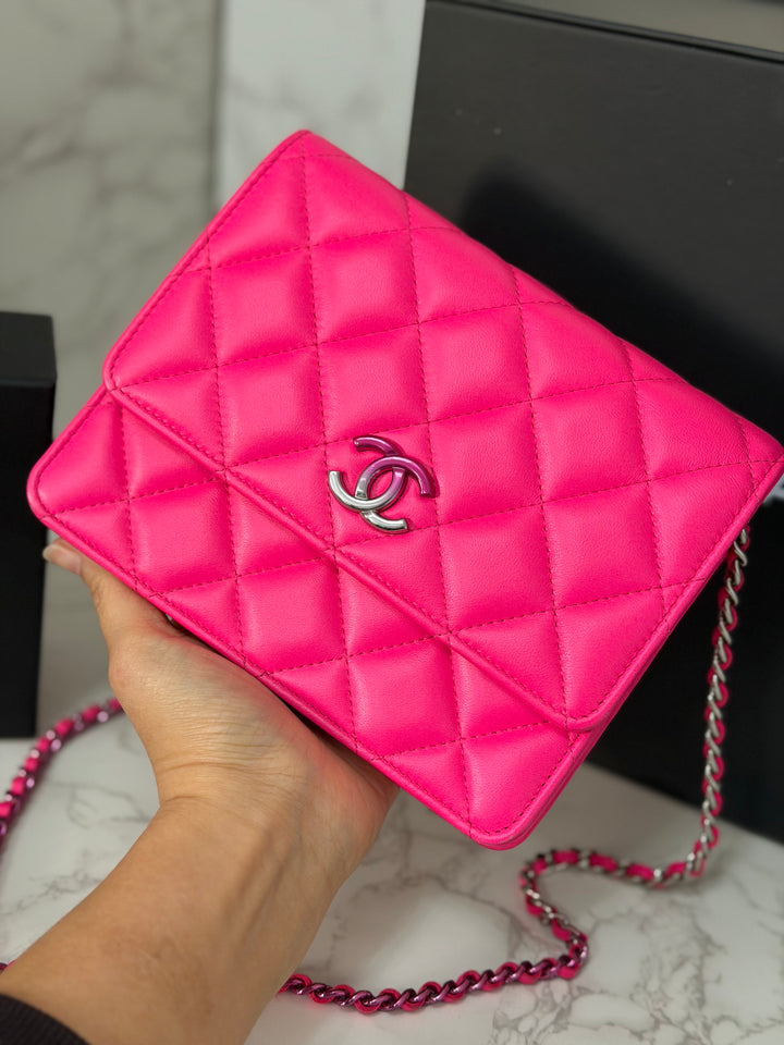 CHANEL 24C 2023/2024 Bright Hot Pink Ombré Hardware Square Wallet on Chain (WOC)