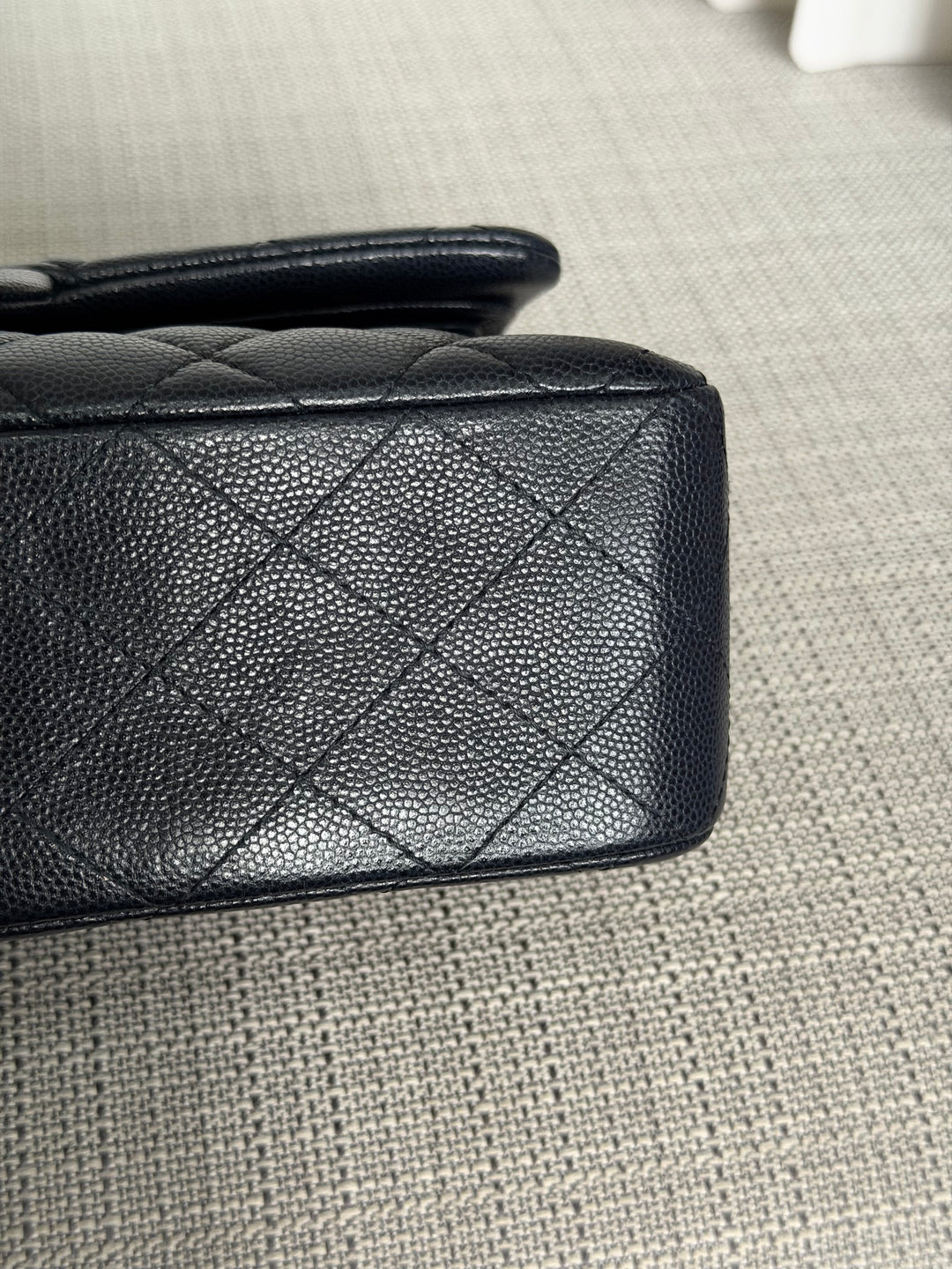 CHANEL series 30 Dark Navy Caviar LGHW Small Timeless Classic Double Flap Bag 2020