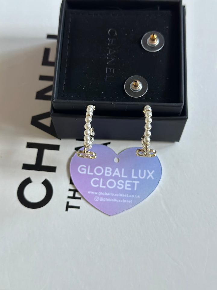 Chanel 20A Pearl LGHW Earrings