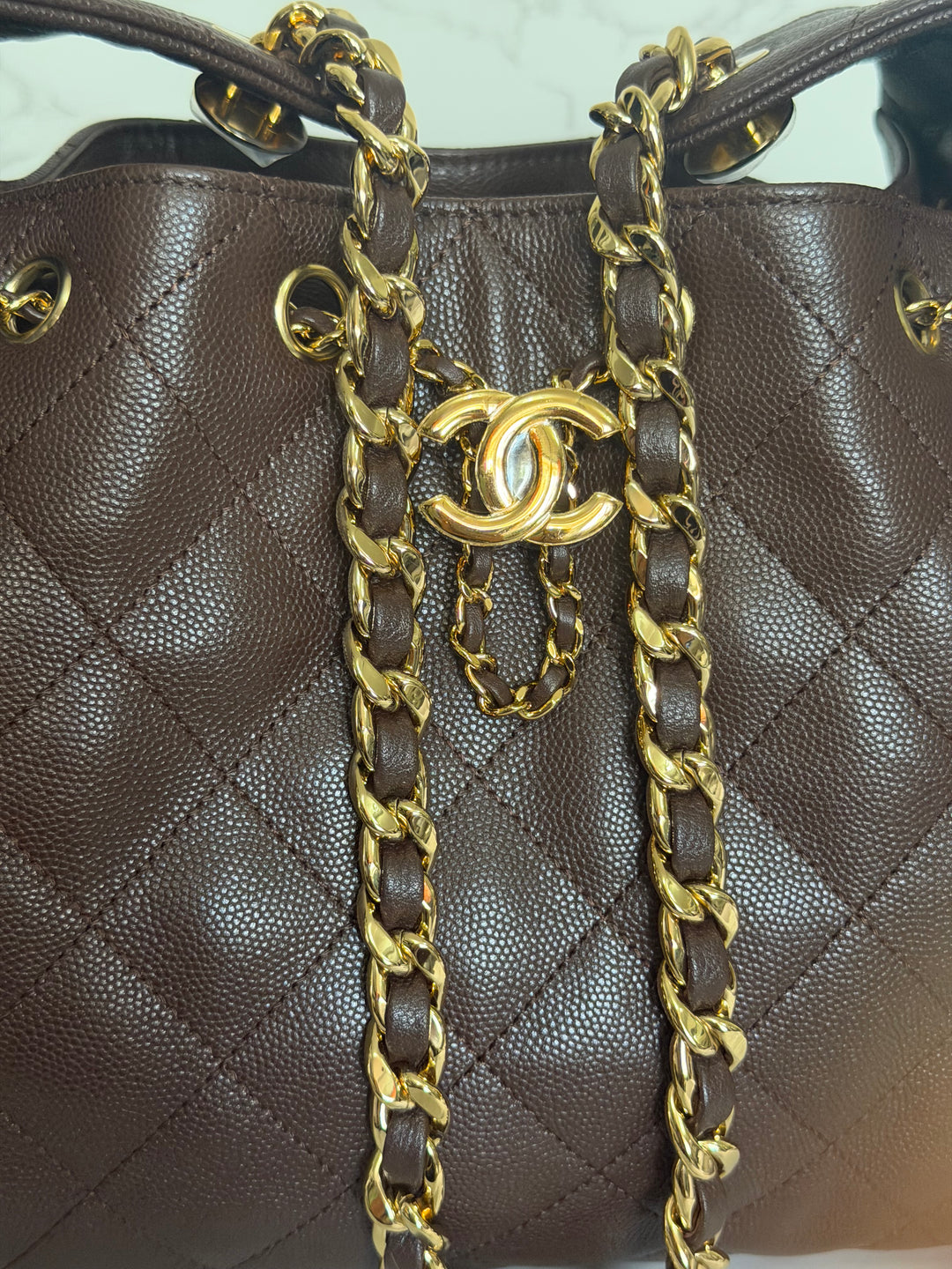 CHANEL 26B Chocolate brown Caviar LGHW 25 Hobo Bag size Small 2026