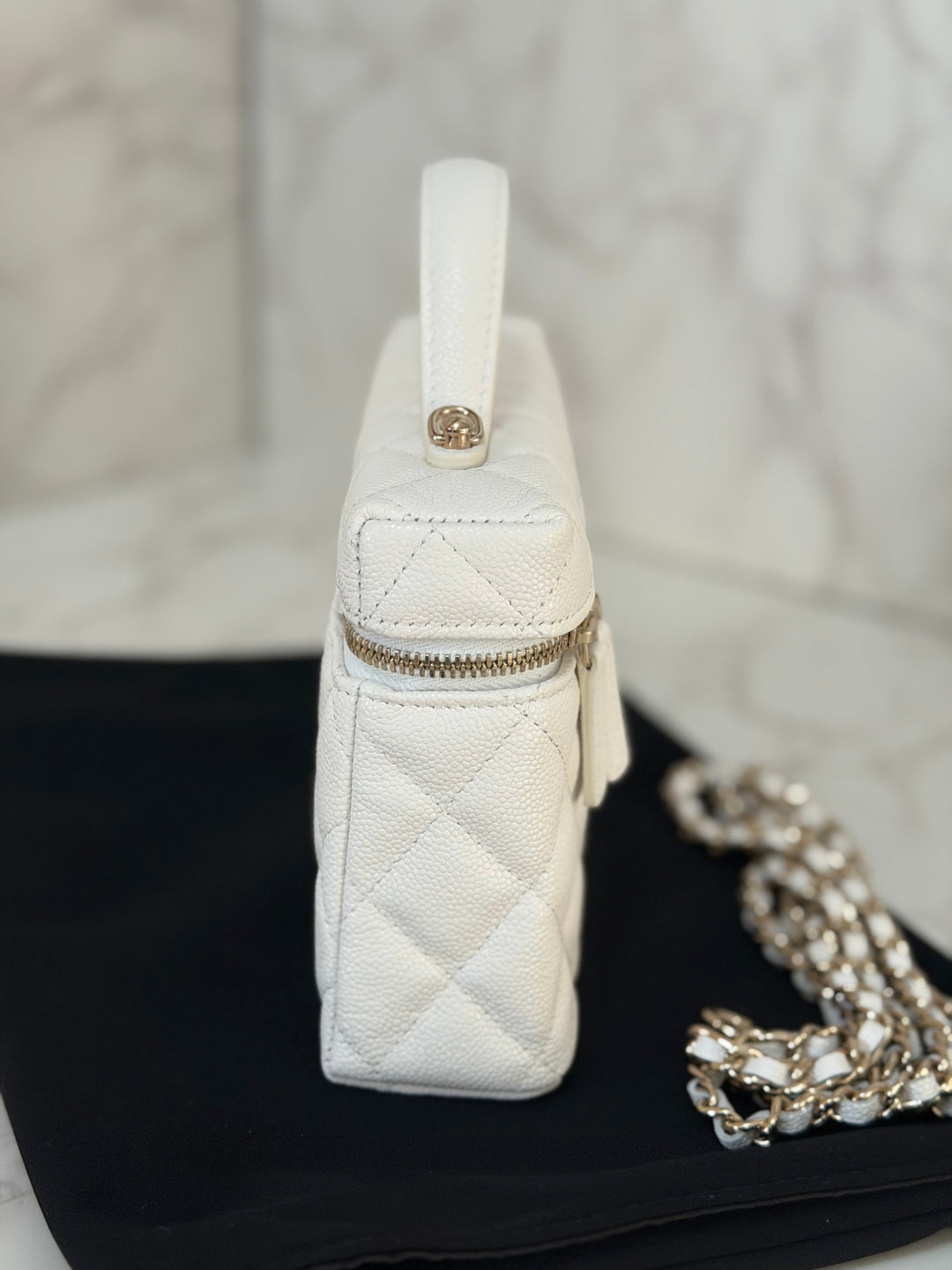 CHANEL 26C White Caviar LGHW Long Vanity with Detachable Chain