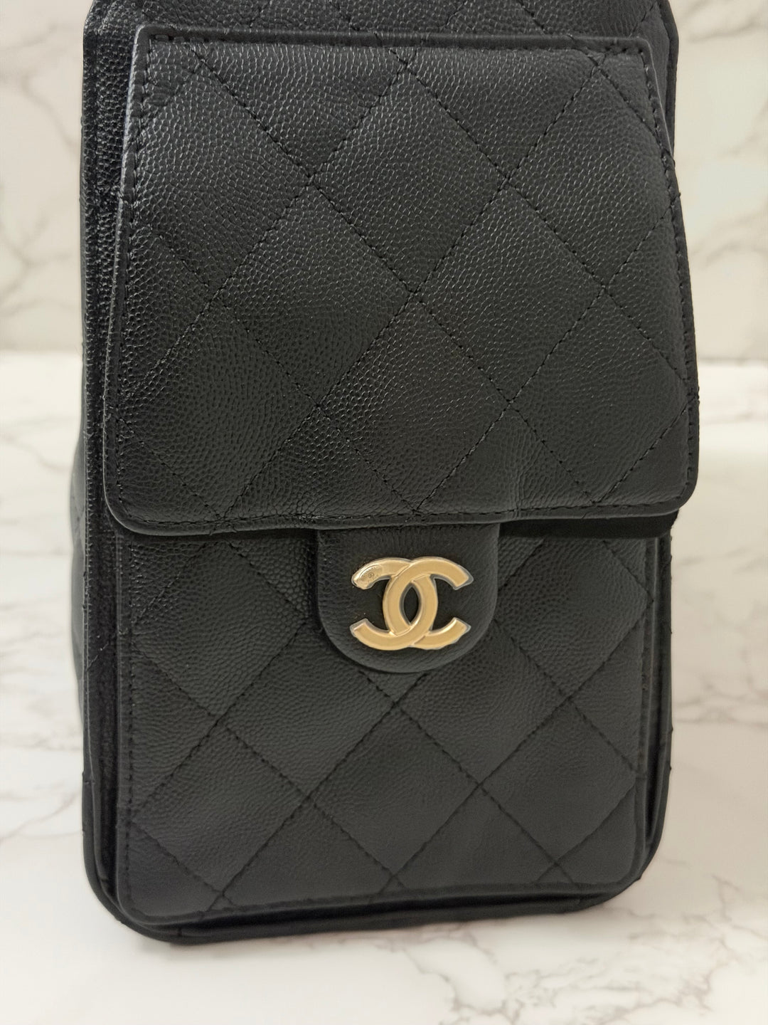 CHANEL 26C 2025/2026 Black Caviar Aged GHW 25 Hobo Bag size Small