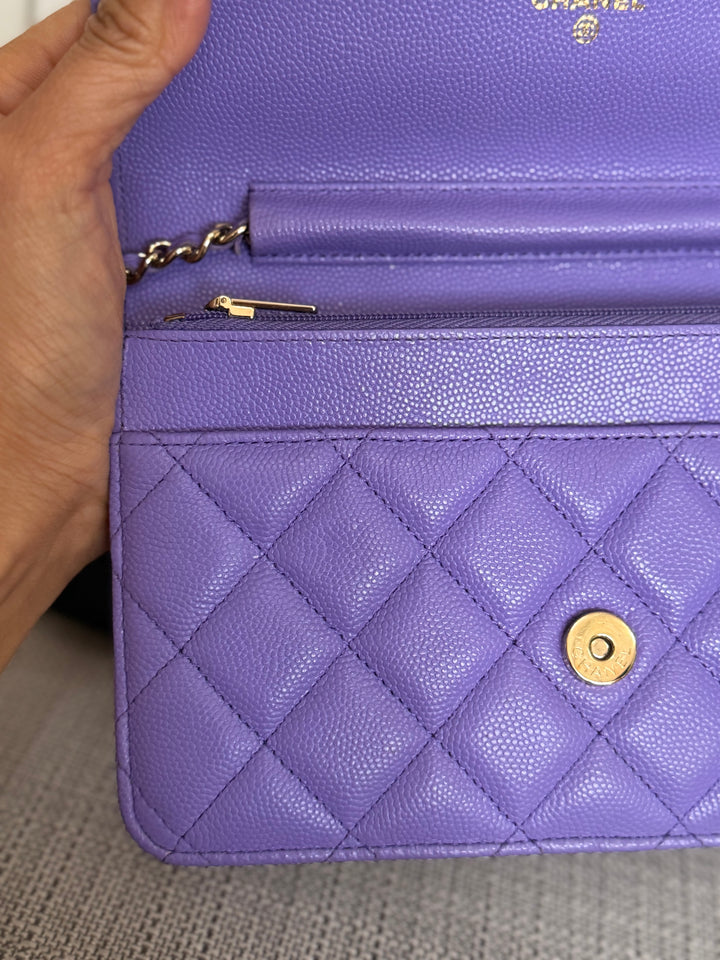 CHANEL series 28 20C Purple Caviar LGHW Classic Wallet on chain (WOC)