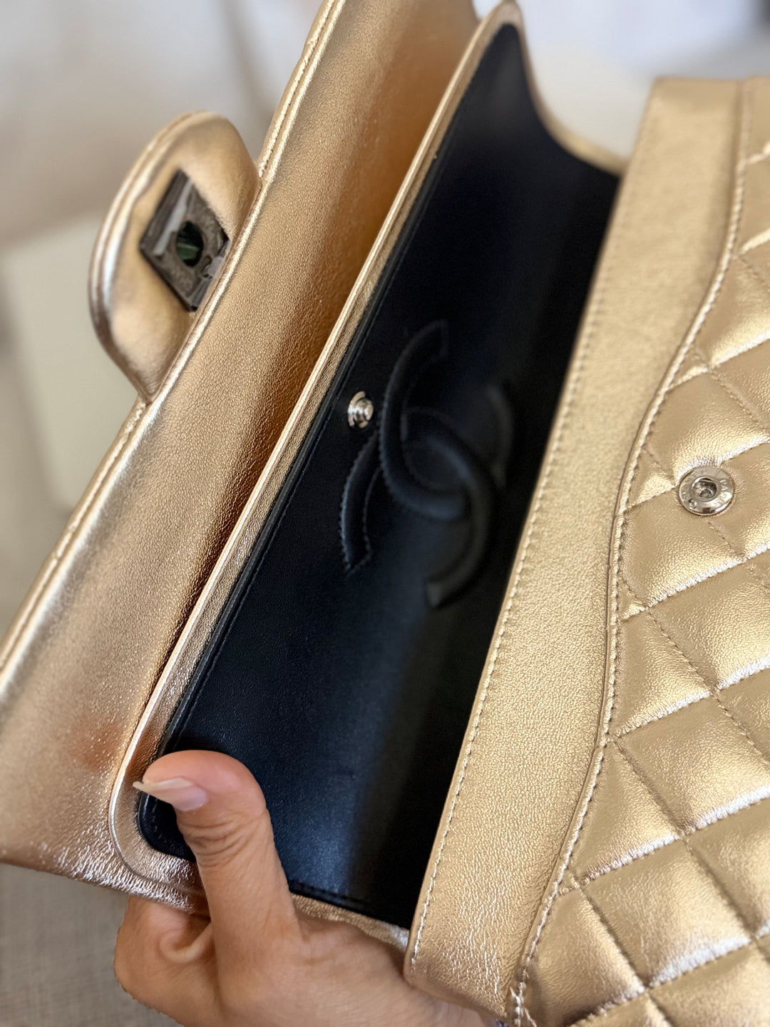CHANEL series 31 Gold Metallic Lambskin So Black Hardware Medium ML timeless Classic Double Flap Bag 2020/2021