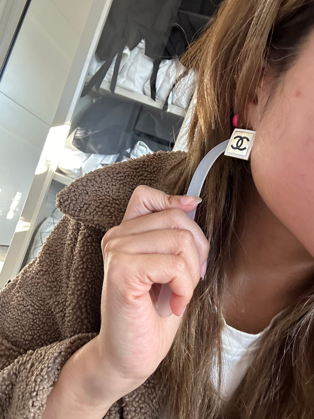 Chanel 21B square LGHW White & Black Earrings
