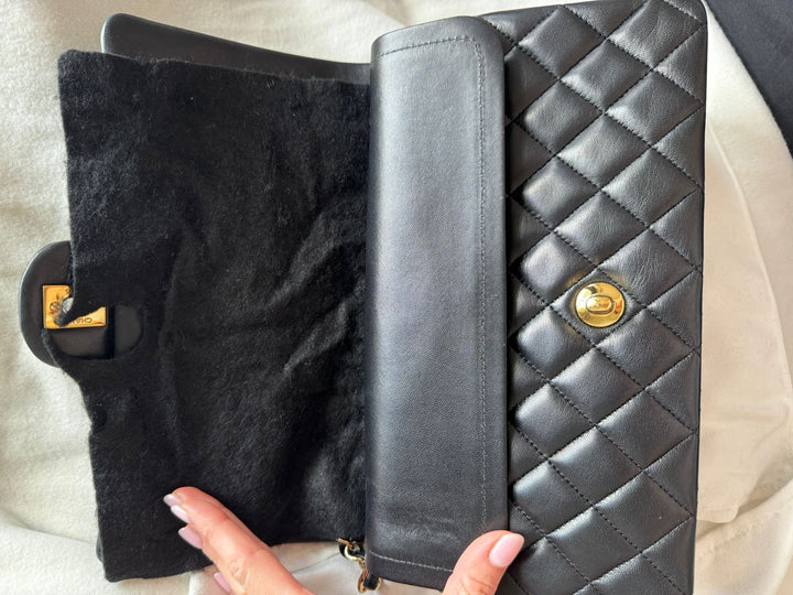 Chanel series 21 2015/2016 Black Lambskin GHW Medium Classic Double Flap Bag
