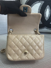 Load image into Gallery viewer, Chanel series 20 15C 2014/2015 Cruise Collection Pearly Beige Caviar Brushed GHW Square Mini Flap Bag
