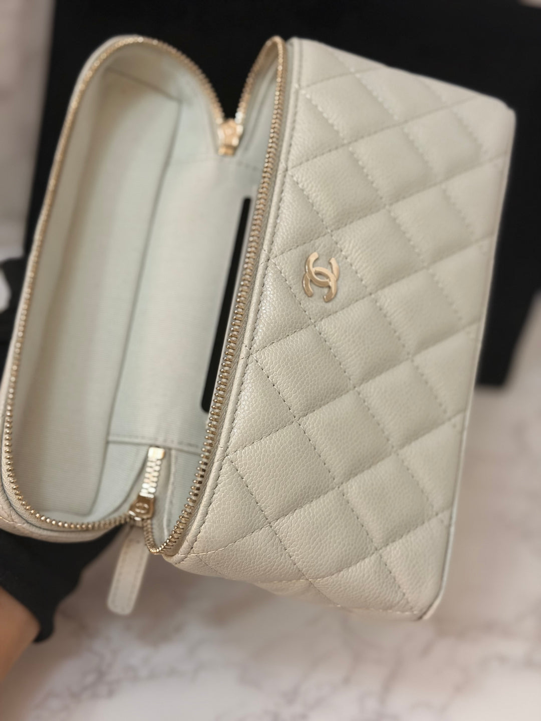 CHANEL 25B 2025 Light Grey Caviar LGHW Long Vanity Bag with Detachable Chain