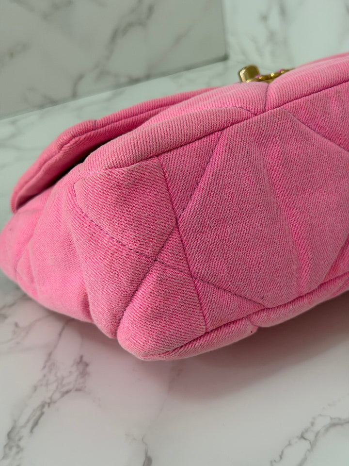 CHANEL 21S 2021 series 31 Pink Denim 19 size Small Flap Bag