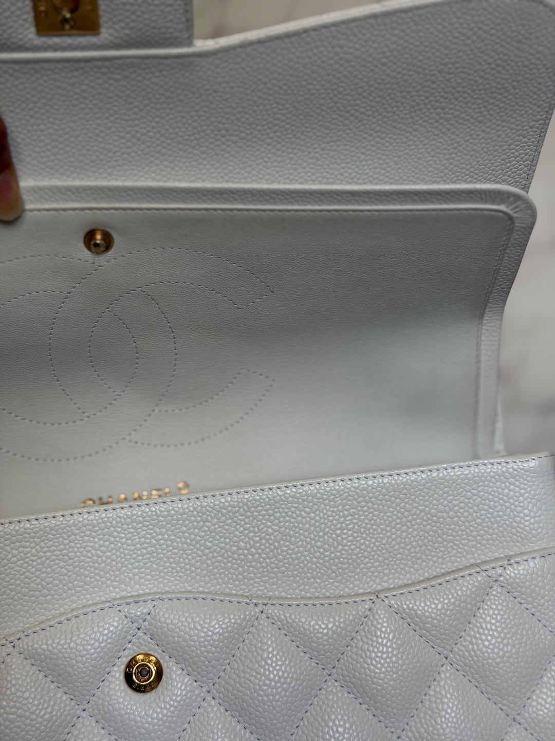 CHANEL White Caviar GHW Jumbo Double Flap Classic Bag 2010
