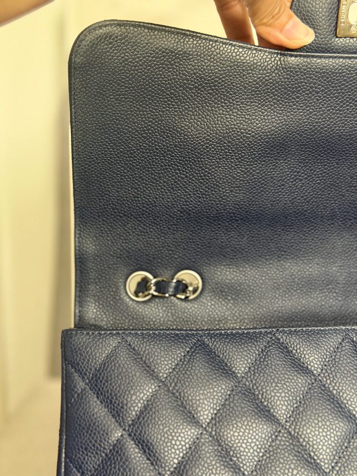 CHANEL series 13 Navy Caviar SHW Timeless Classic Jumbo Single Flap Bag 2010