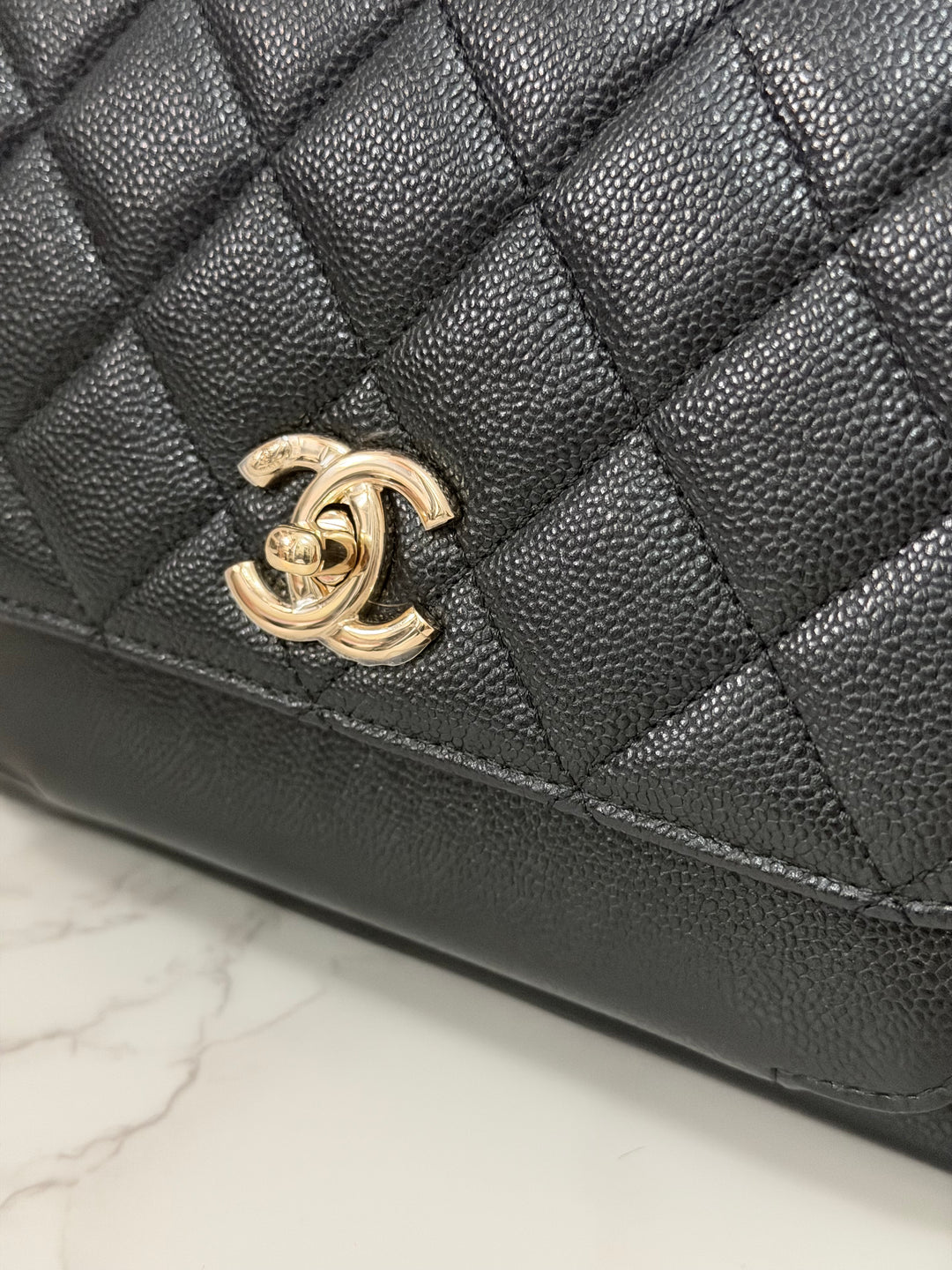 CHANEL Black Caviar LGHW Medium Business Affinity Flap Bag Microchipped