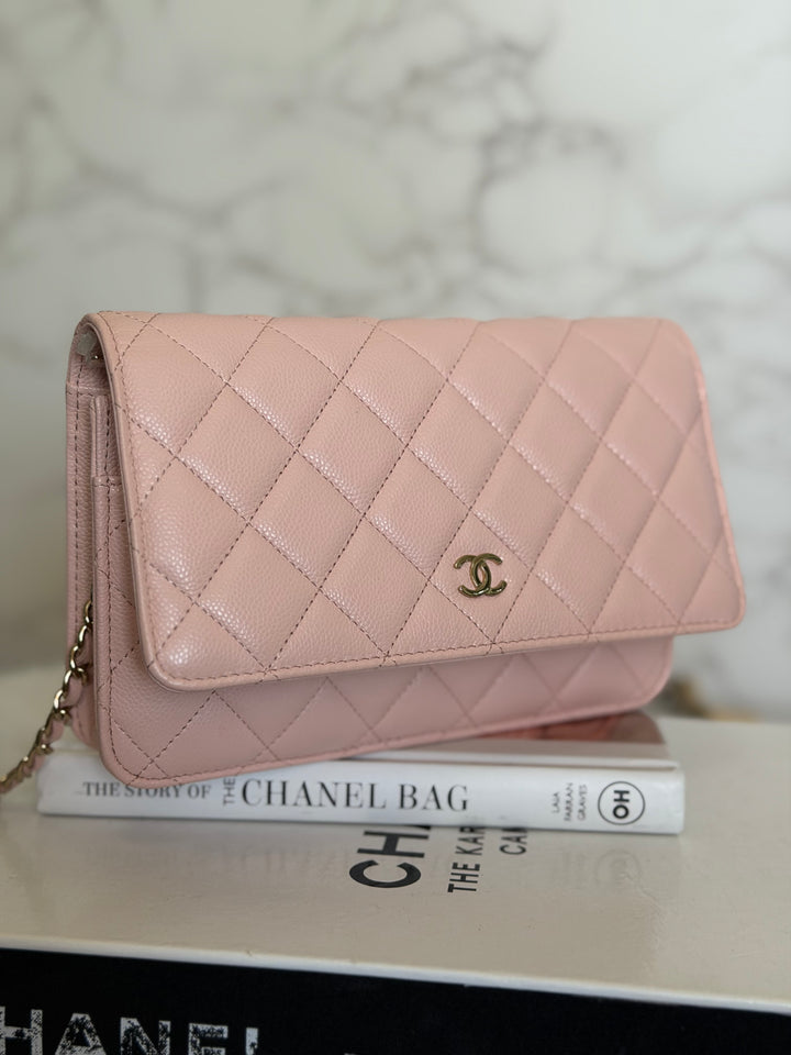 CHANEL Light pink/Nude pink caviar LGHW Classic Wallet on chain (WOC) 2024
