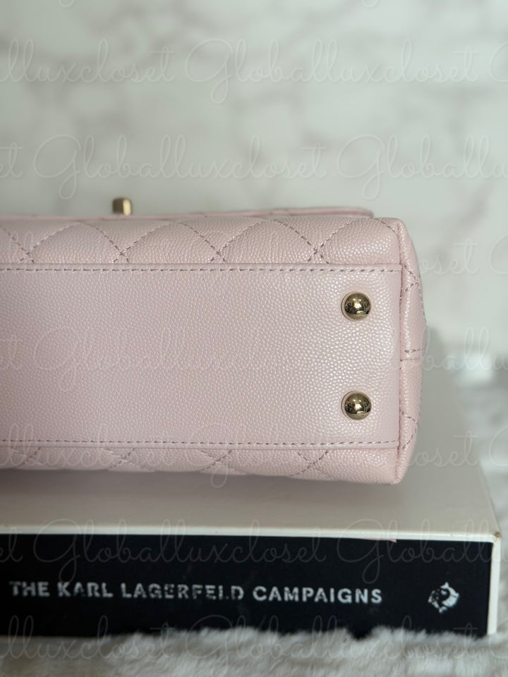 CHANEL 22P Light Pink Sakura Caviar LGHW Coco handle Flap Bag With detachable strap size Small 2022