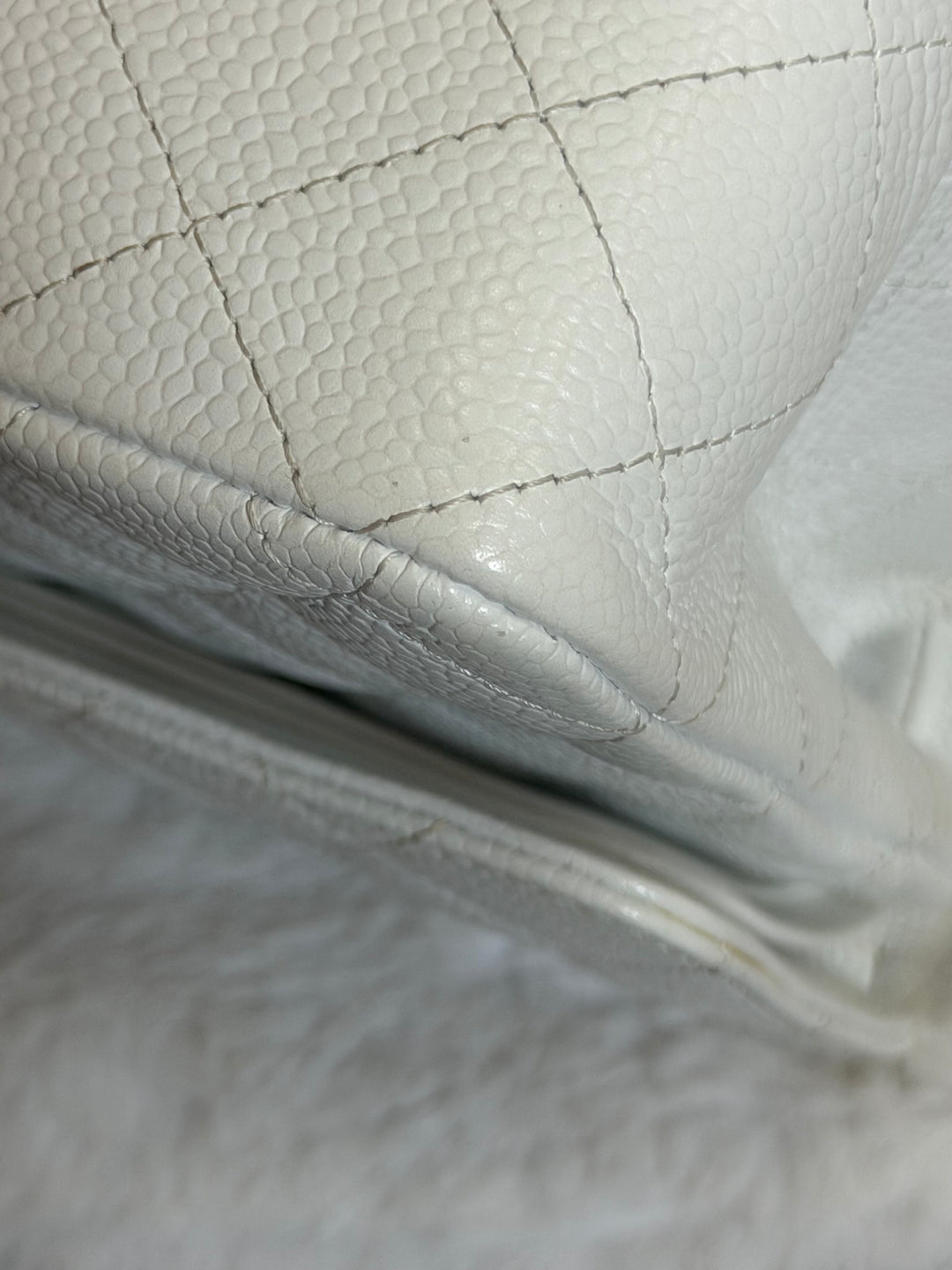 CHANEL series 12 Vintage White Caviar SHW Medium ML Timeless Classic Double Flap Bag 2009