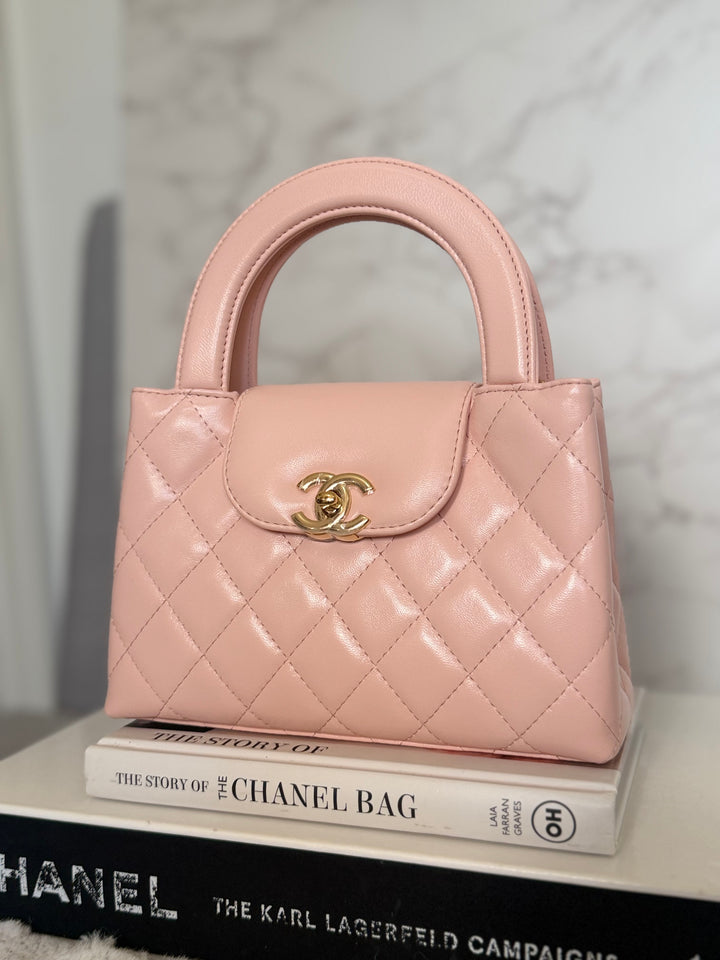 CHANEL 26B Light Pink Calf Skin Kelly Shopping Bag size Small 19 cms 2026