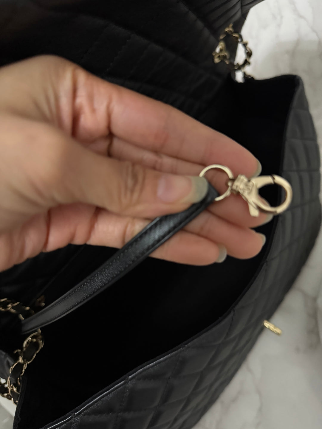 Chanel series 28 19B collection 2019 Black Calf Skin LGHW Small XXL Airliner (40 cms) Single Flap Bag