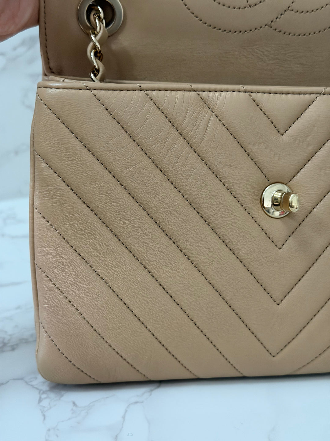 CHANEL series 27 2018 Dark Beige Lambskin LGHW Trendy CC Flap Bag size Small with Top Handle and detachable strap