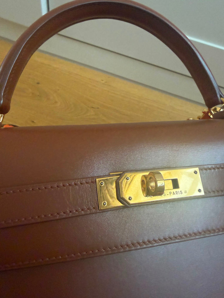 HERMÈS Kelly 32 Noisette Box leather GHW Stamp F in sq 2002 RARE