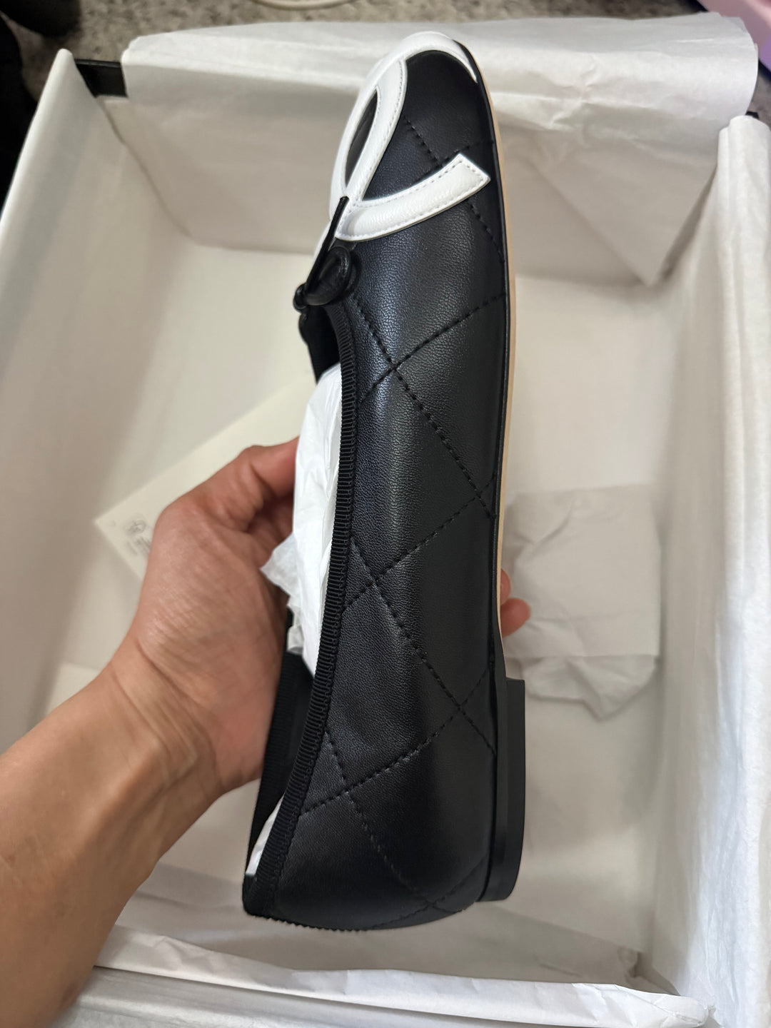 CHANEL Coco Beach 2026 26S Black Lambskin White CC Logo Ballerina Shoes size EU39C TTS