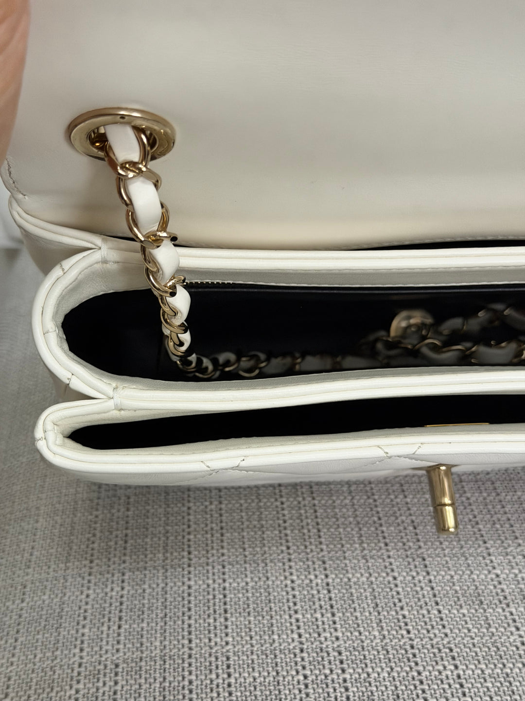 CHANEL 23S collection 2023 White Lambskin LGHW Trendy CC Flap Bag size Small with raised CHANEL Engraved Plate Top Handle