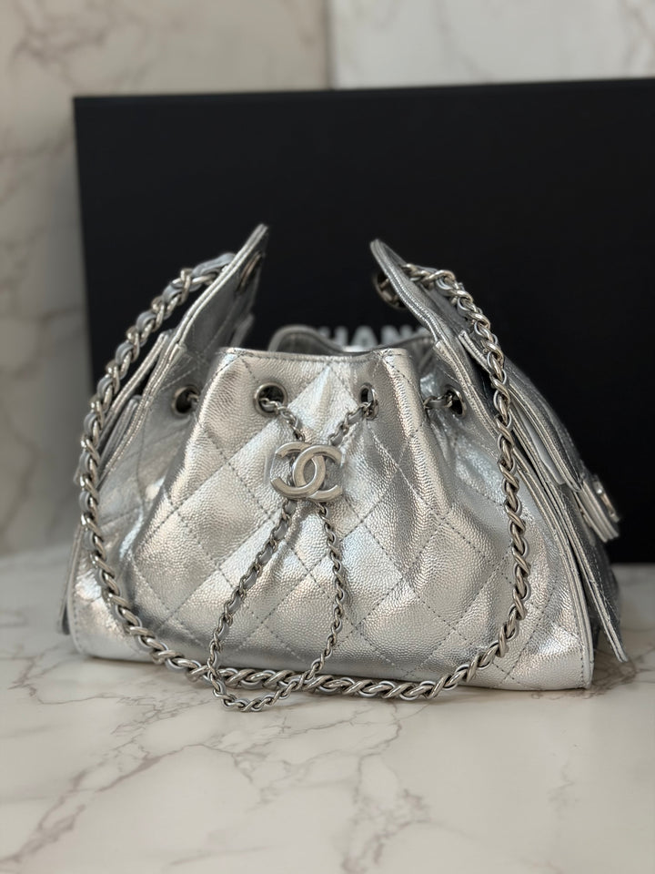 CHANEL 26C Silver Caviar shiny SHW Mini 25 Hobo Bag