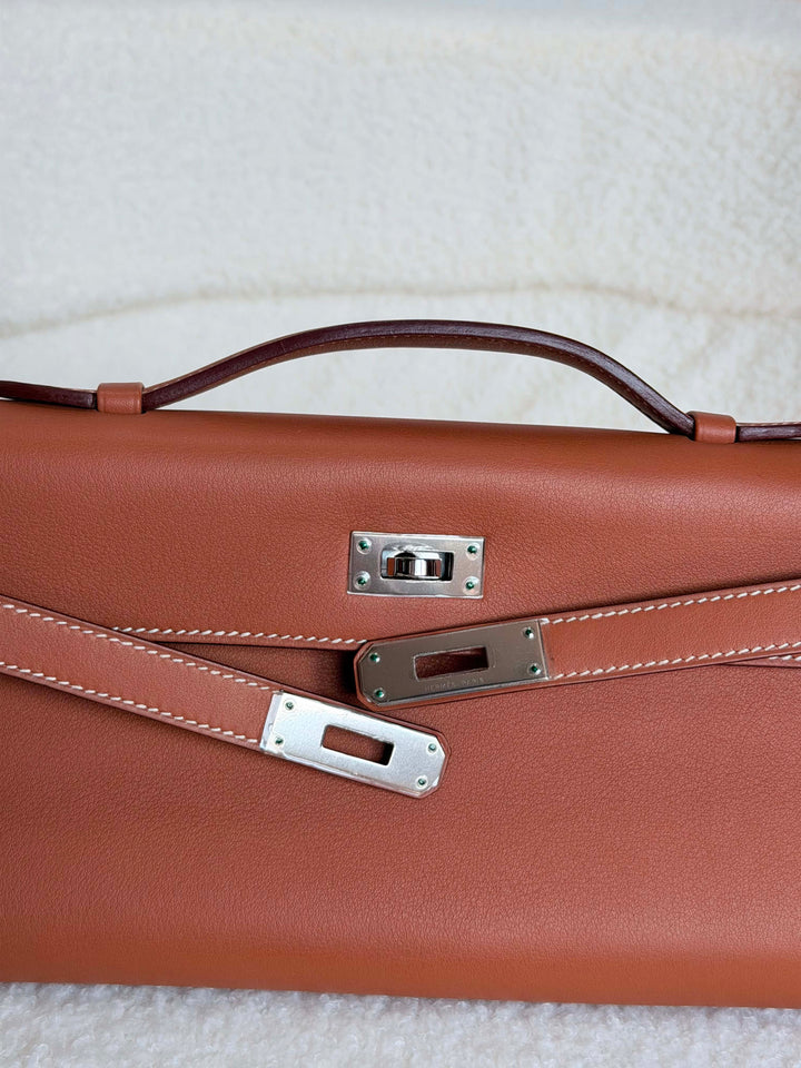 HERMÈS Kelly Cut Gold Swift Leather PHW 2014 Stamp R in []