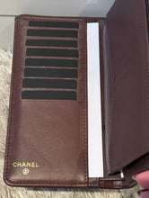 Load image into Gallery viewer, Chanel series 23 2016 Black caviar GHW Bi Fold Yen Wallet
