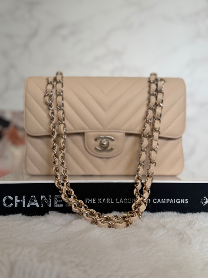 CHANEL series 31 Beige Caviar LGHW Chevron Small timeless Classic double flap Bag 2020/2021