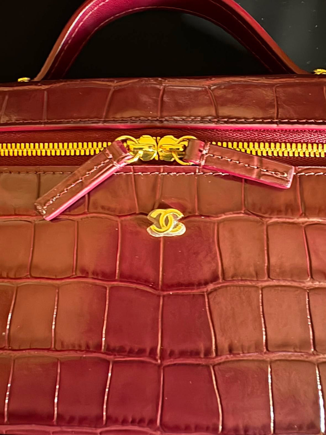 CHANEL 26B Burgundy Calf Skin Croc Embossed LGHW LP Long Vanity with detachable chain size SMALL 19 cms 2026