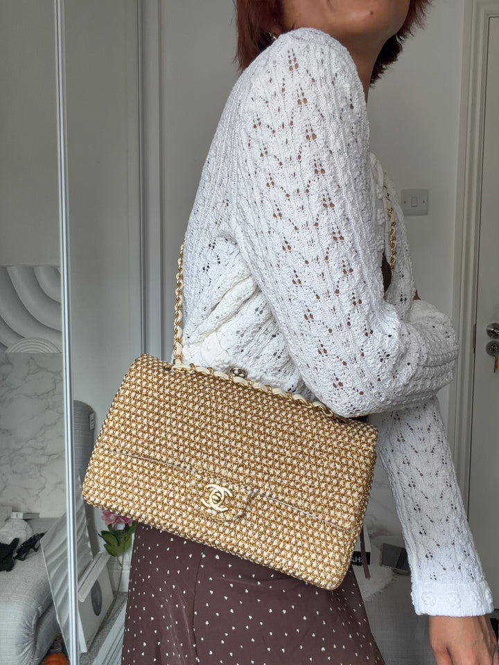 CHANEL series 17 Beige/Ivory Gold Tweed Medium ML Timeless Classic Double Flap Bag 2012 with LGHW