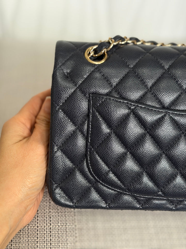 CHANEL series 30 Dark Navy Caviar LGHW Small Timeless Classic Double Flap Bag 2020