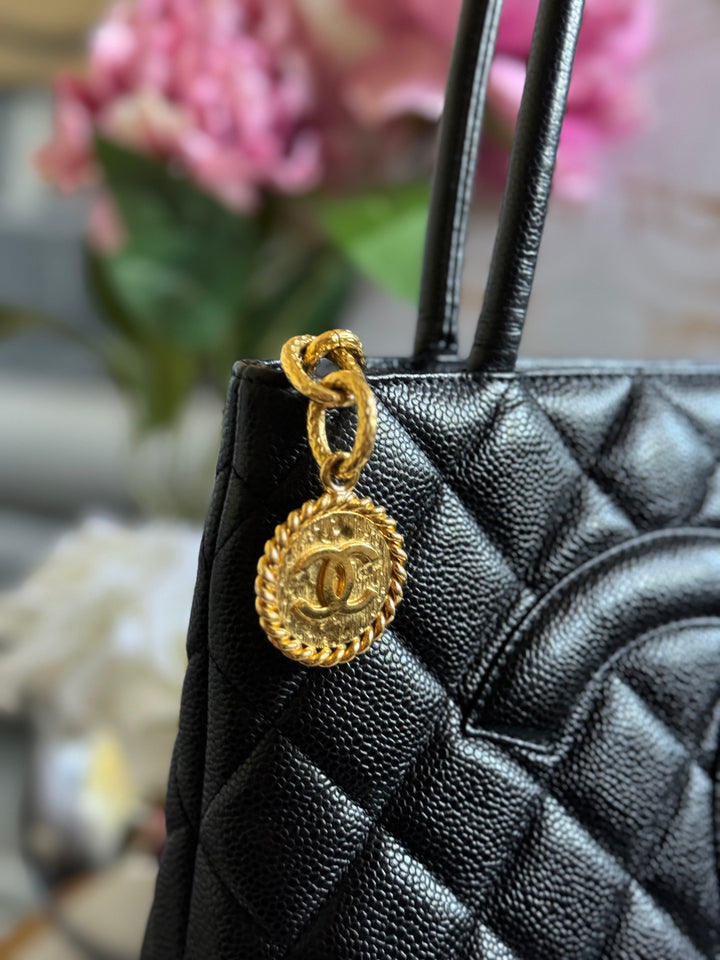 Chanel series 7 Vintage 2002-2003 Black Caviar GHW Medallion Tote Bag