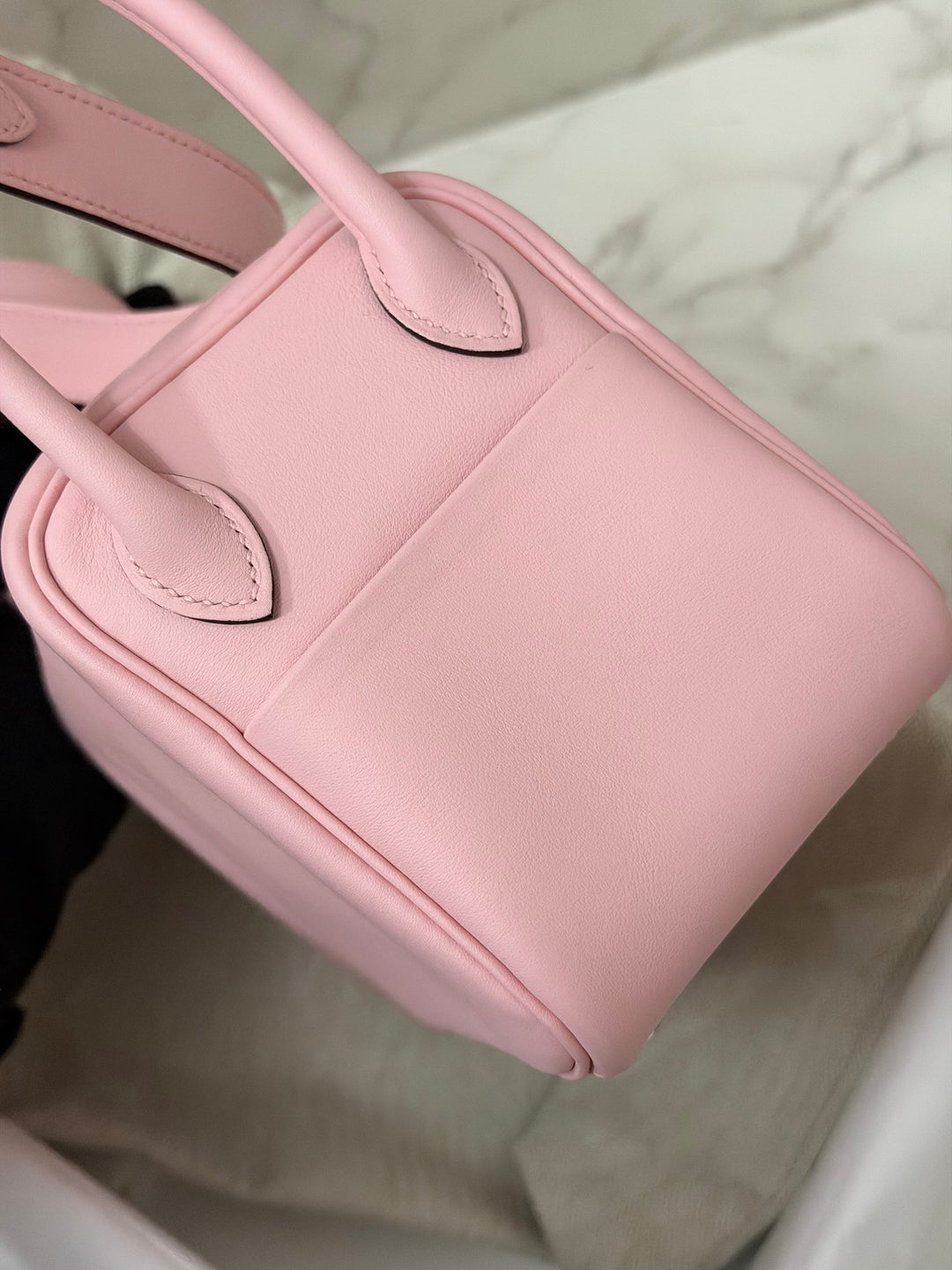 Hermes Mini Lindy Rose Sakura Swift leather PHW Stamp B 2024 *Rare combo*