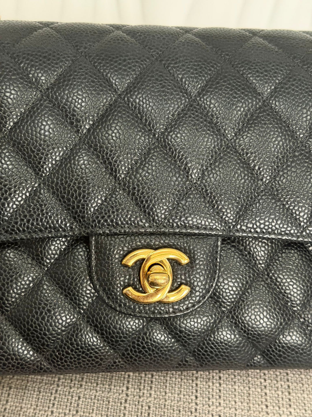 CHANEL Series 24 2017 Black Caviar GHW Medium M/L 11.12 Timeless Classic Double Flap Bag