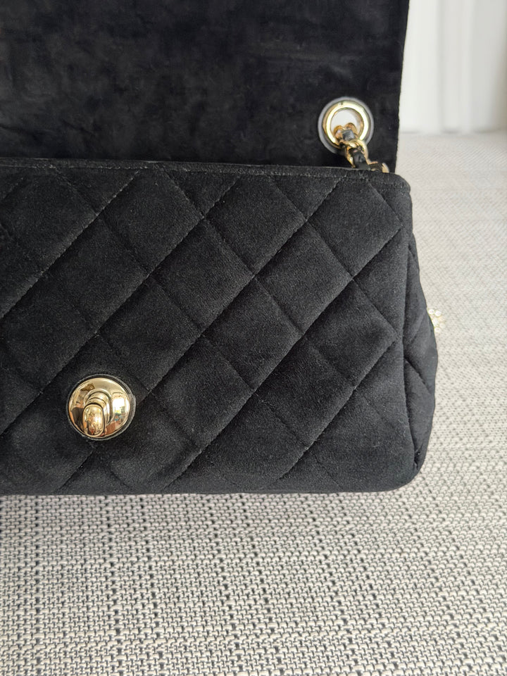 CHANEL series 30 2020 20K collection Black Velvet Crystal Pearl Crush Adjustable Strap LGHW Mini Rectangular Flap Bag