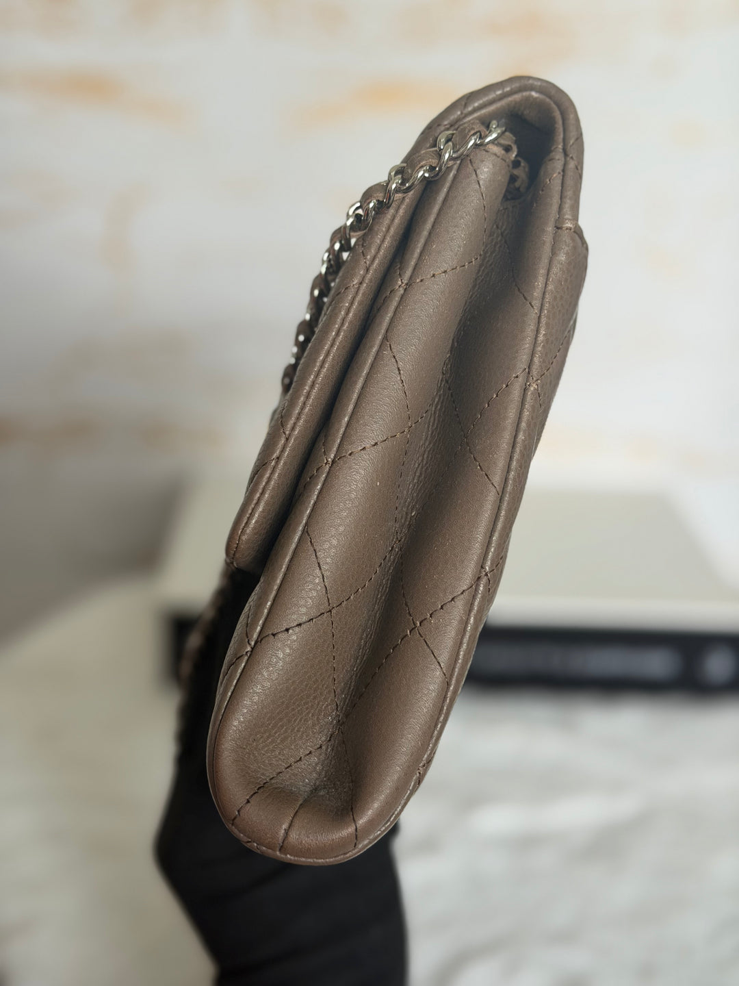 CHANEL series 17 Khaki Caviar SHW Classic Clutch with Chain