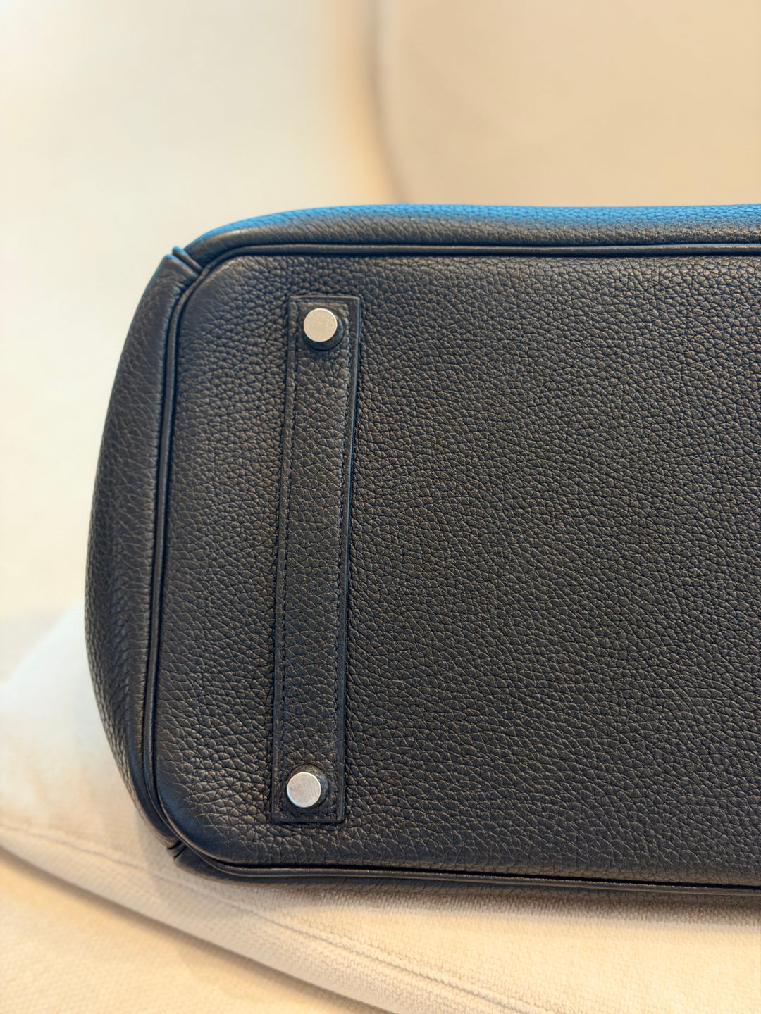HERMÈS Black Noir Togo Leather PHW Birkin 35 Stamp M in Sq