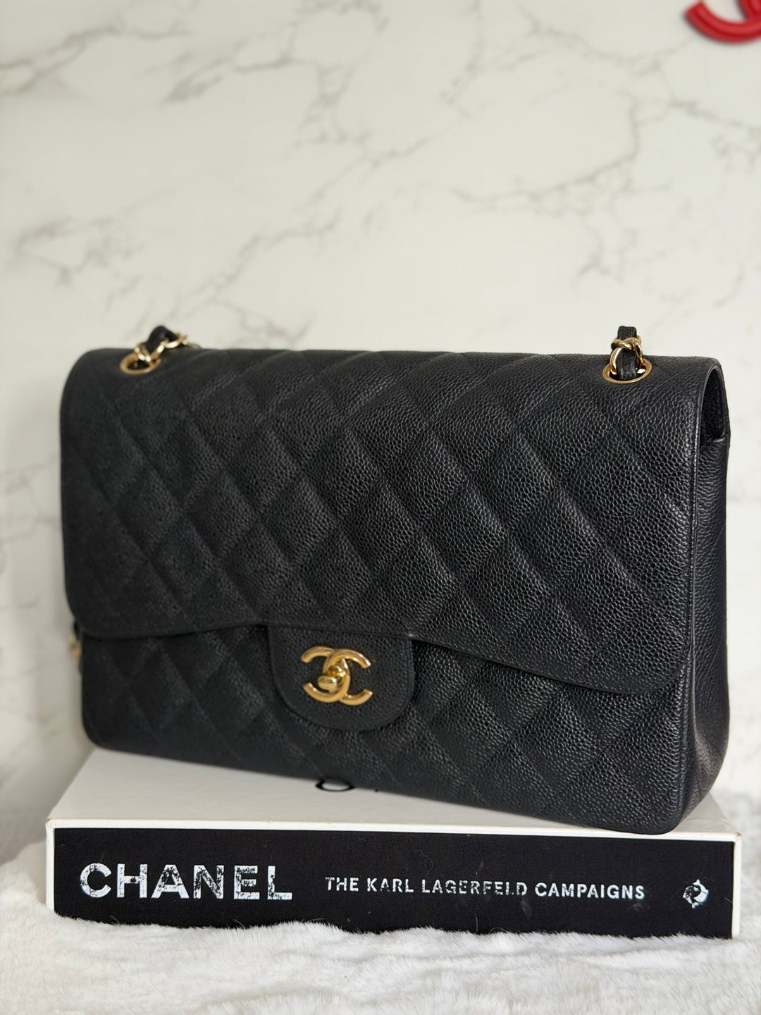 CHANEL series 17 Black Caviar GHW Jumbo Classic Double Flap Bag 2012