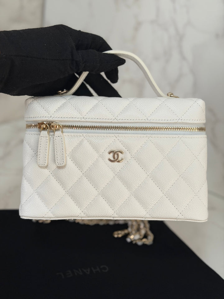 CHANEL 26C White Caviar LGHW Long Vanity with Detachable Chain