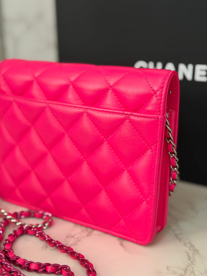 CHANEL 24C 2023/2024 Bright Hot Pink Ombré Hardware Square Wallet on Chain (WOC)