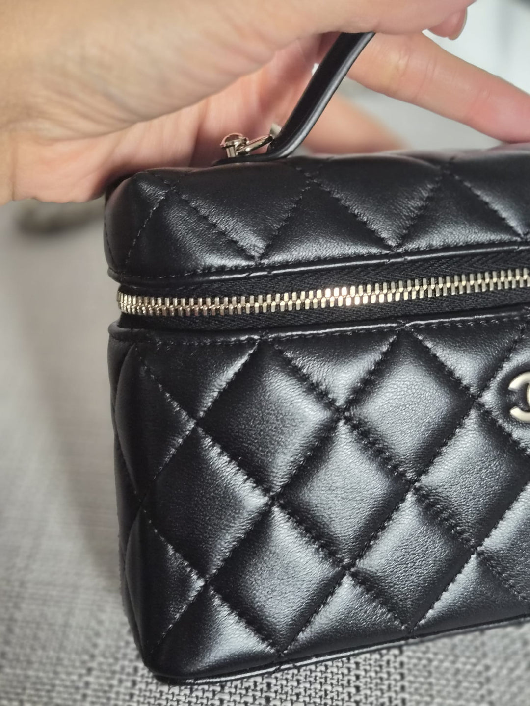 CHANEL Black Lambskin LGHW Long Vanity Top Handle with Detachable Chain 2025