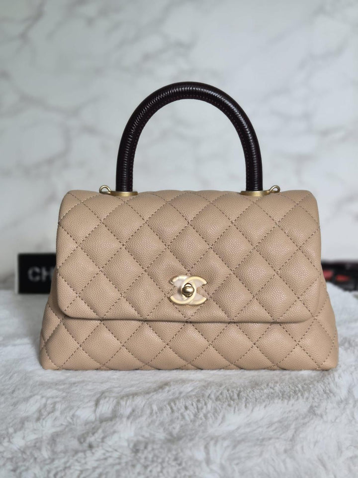 CHANEL series 29 Beige Caviar Aged GHW Deep burgundy Lizard Handle Coco Handle size Small 2019/2020
