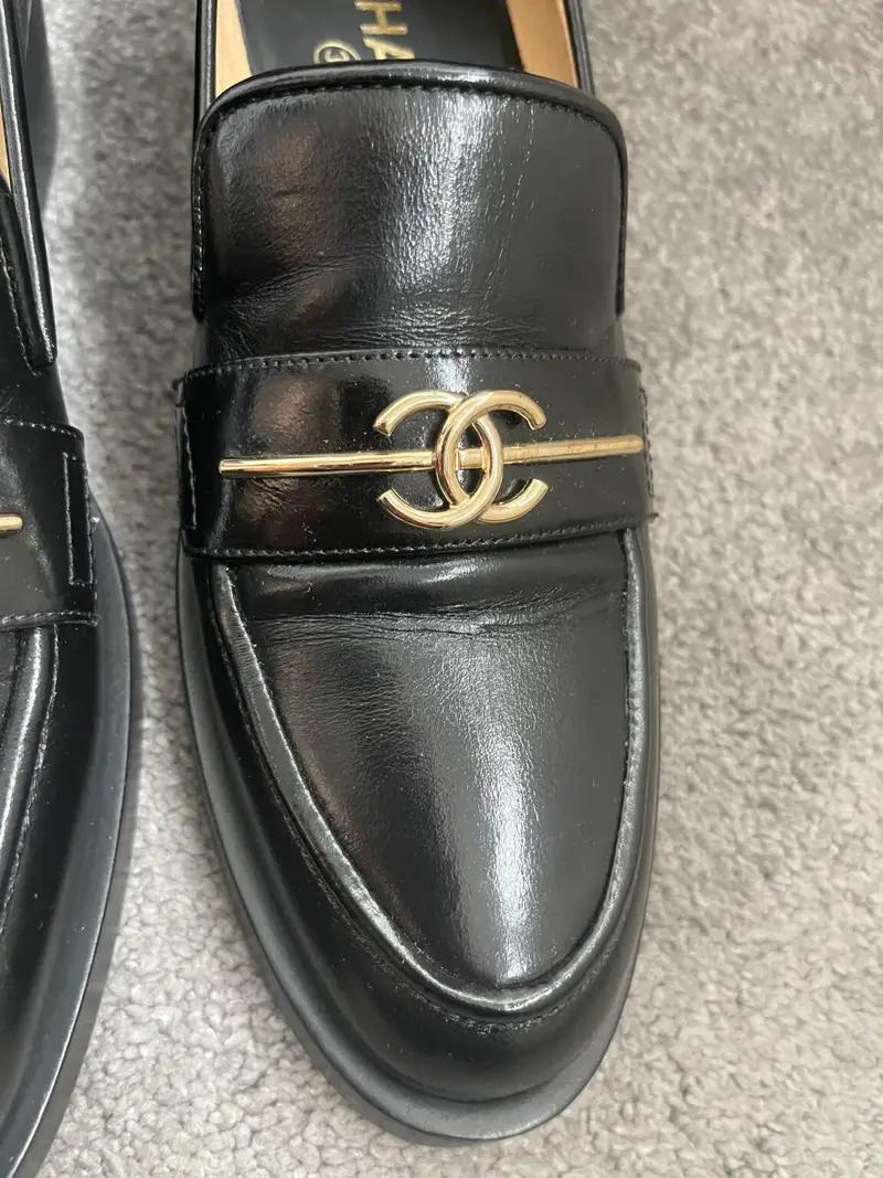 CHANEL Black Loafers Size EU 39
