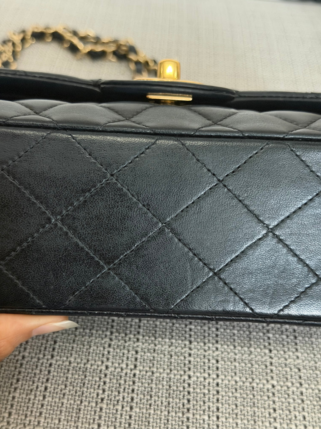 CHANEL series 11 Black Lambskin 24K GHW Vintage Small classic double flap bag 2007/2008