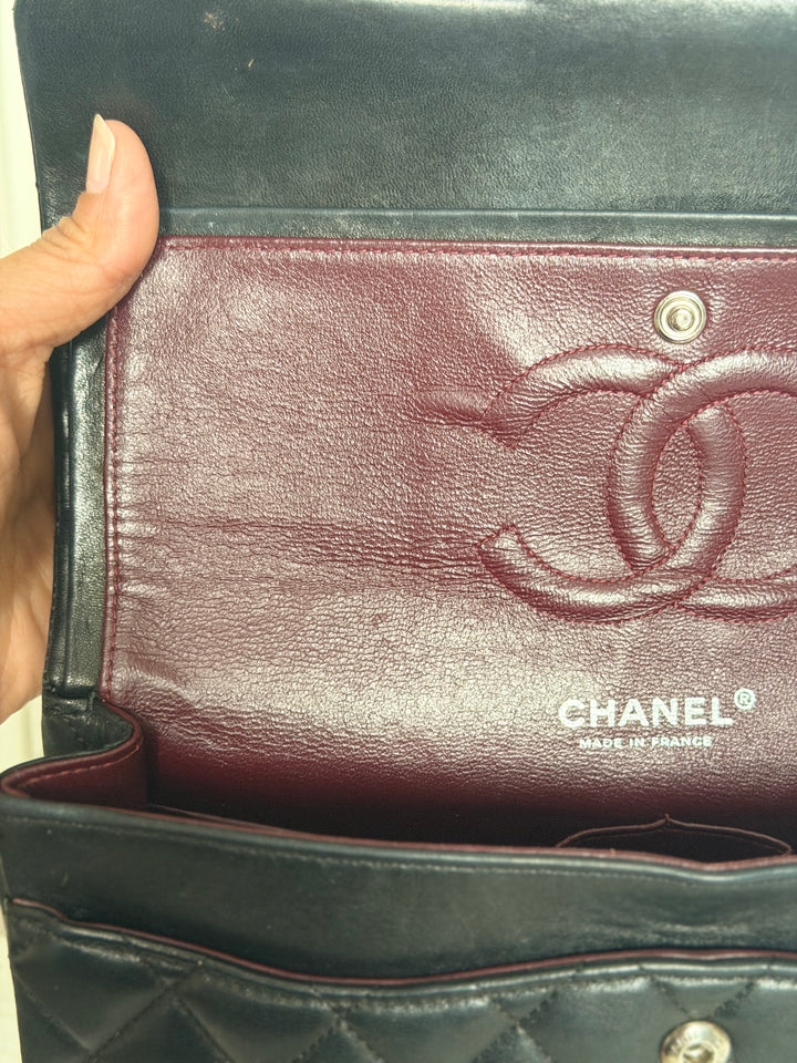 CHANEL series 12 Black Lambskin SHW Medium ML Timeless Classic Double Flap Bag 2011